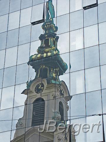 PICT2564.JPG - Kirchturm in Wien