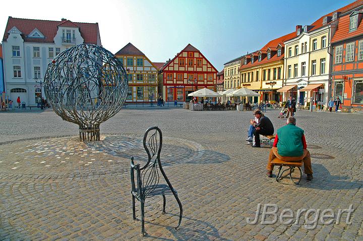 DSC_5759b.jpg - Marktplatz, Waren