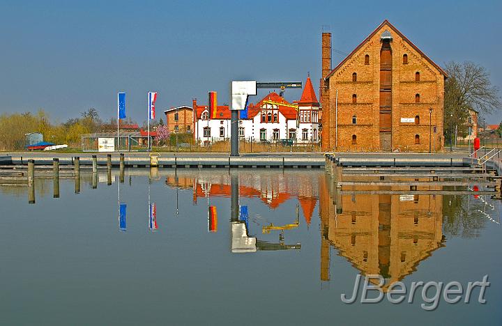 DSC_5839b.jpg - Hafen von Neustrelitz