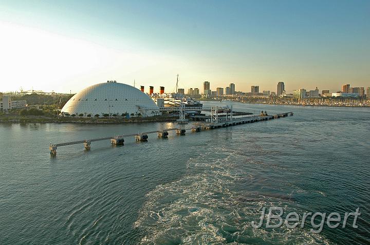 DSC_7898.JPG - Long Beach - Auslaufen der Paradise