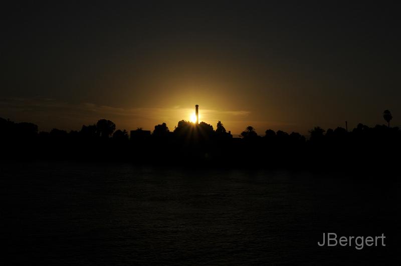 _DSC3604.JPG - Sonnenuntergang am Nil