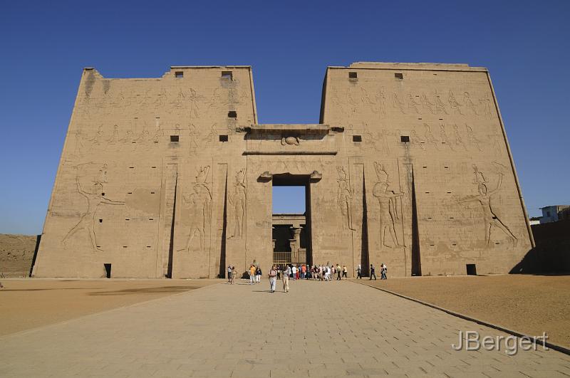 _DSC3627.JPG - Horustempel in Edfu